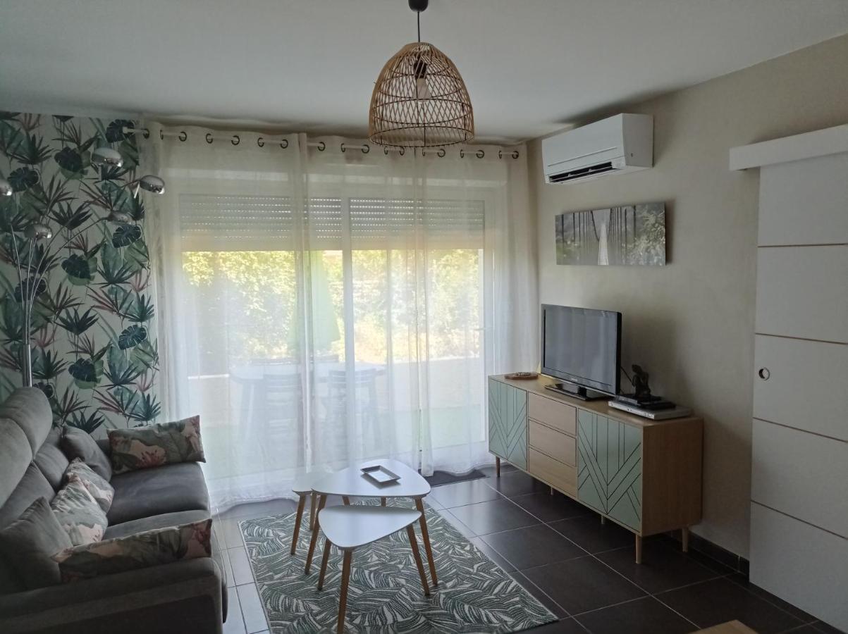 Le Soleil Du Luberon - T2 Avec Terrasse, Parking Et Clim Apartment LʼIsle-sur-la-Sorgue Екстериор снимка